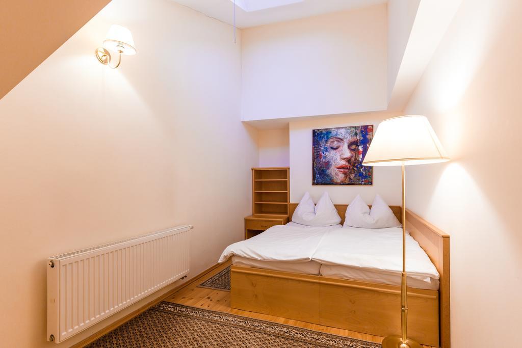 Hotel Maltezsky Kriz Karlovy Vary Ngoại thất bức ảnh