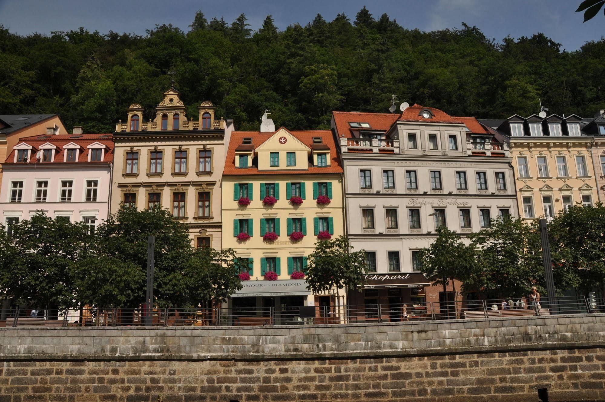 Hotel Maltezsky Kriz Karlovy Vary Ngoại thất bức ảnh