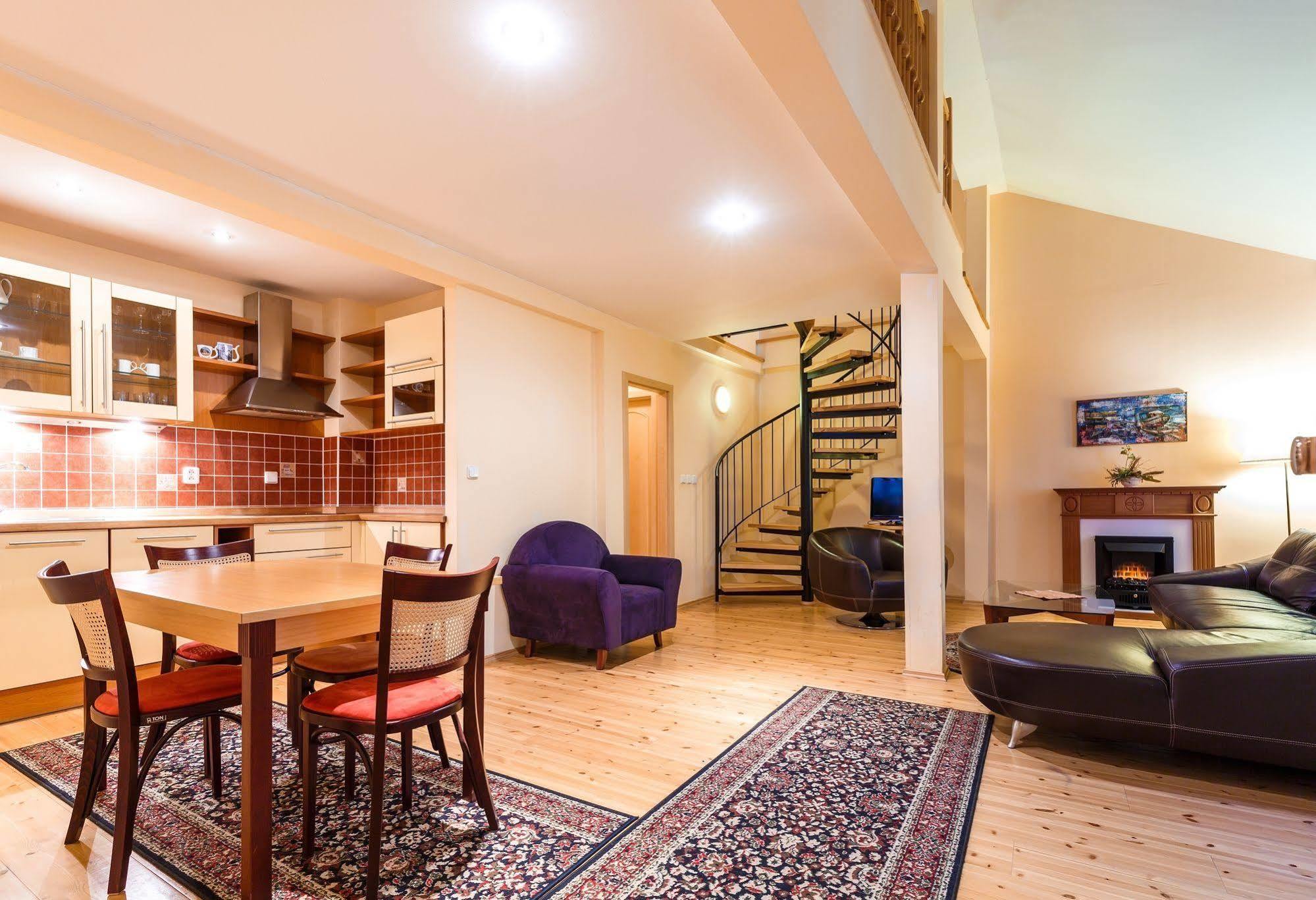 Hotel Maltezsky Kriz Karlovy Vary Ngoại thất bức ảnh