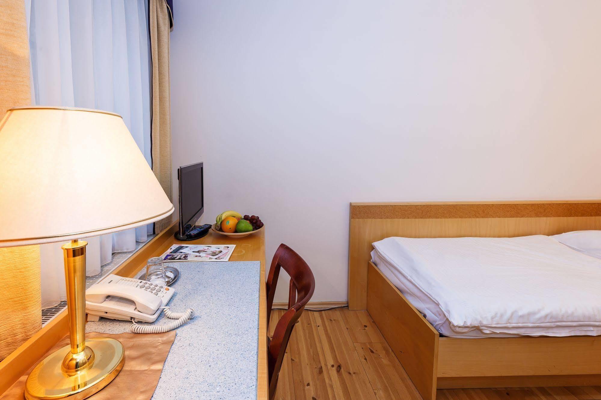 Hotel Maltezsky Kriz Karlovy Vary Ngoại thất bức ảnh