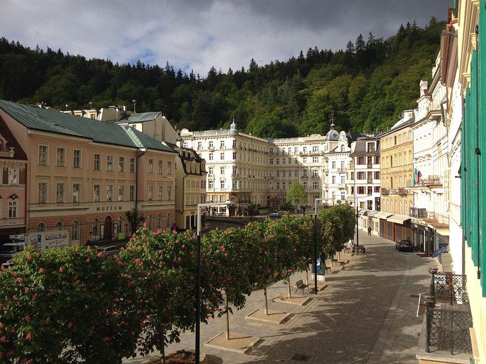Hotel Maltezsky Kriz Karlovy Vary Ngoại thất bức ảnh